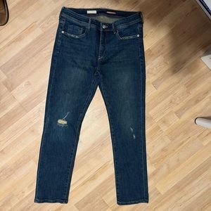 Pilcro distressed jeans size 29
